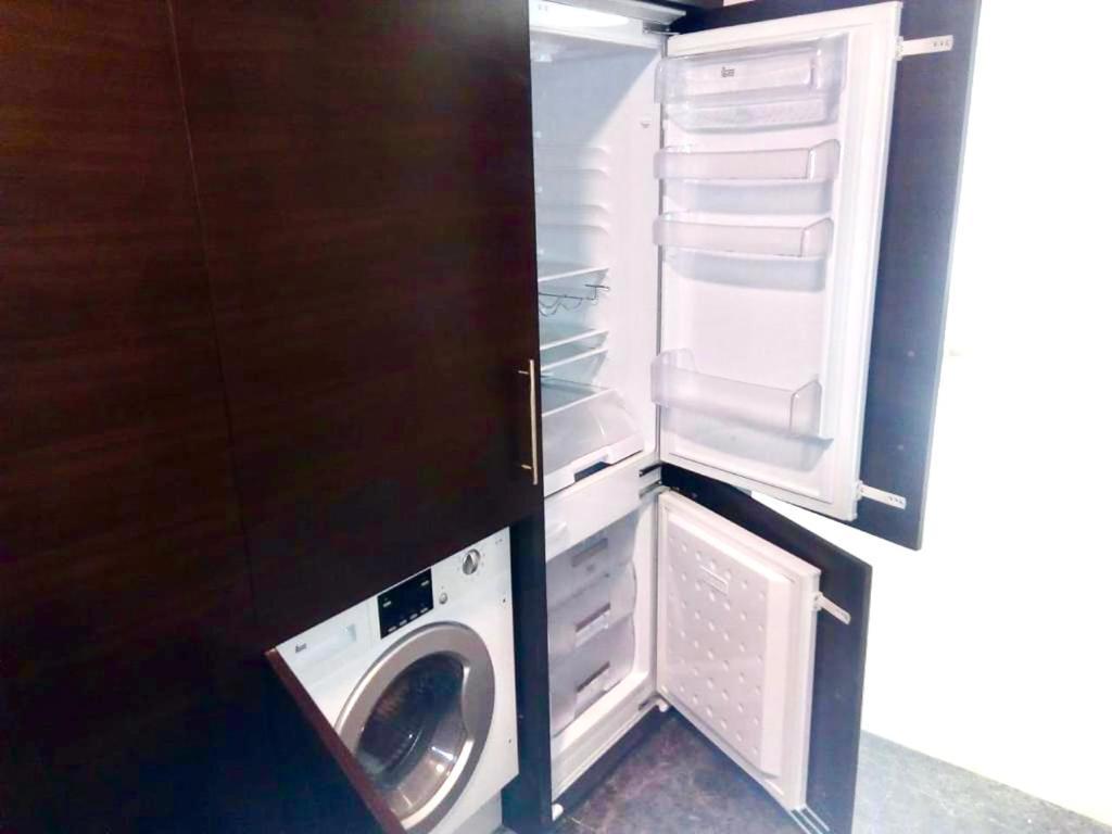 Super Elegant Studio Apartment-Sparkle Tower By Sweet Homes Dubai Exterior foto
